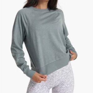 Vuori Long Sleeve Halo Crew, Size M, Eucalyptus
